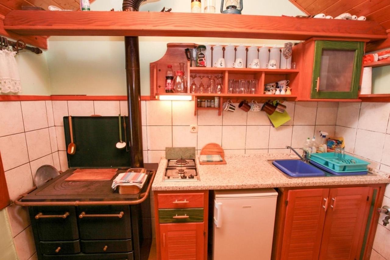 Robinson Capitano Villa Bol Ngoại thất bức ảnh